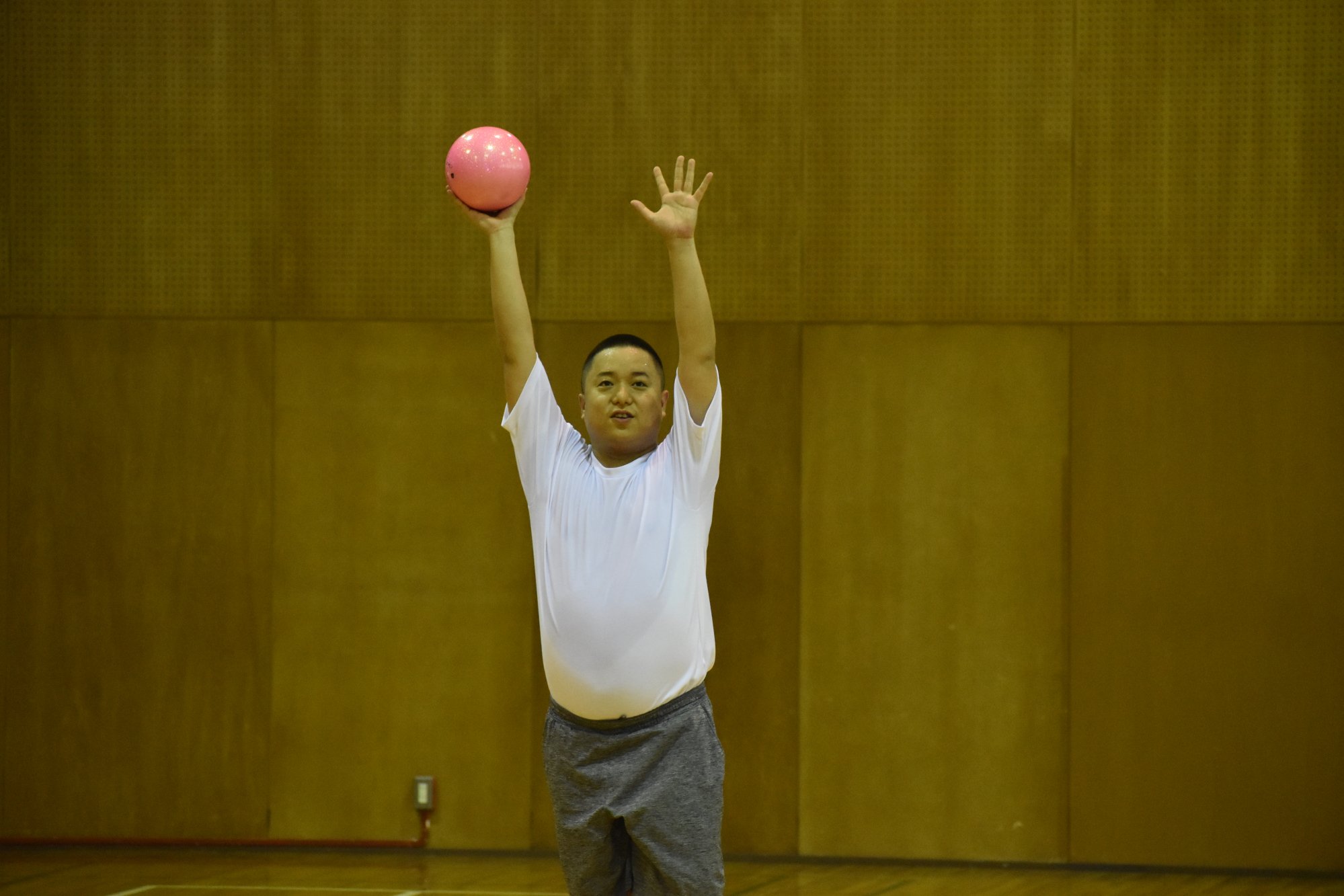 東海オンエアの「ゆめまる新体操のボールに挑戦」を支援しました！