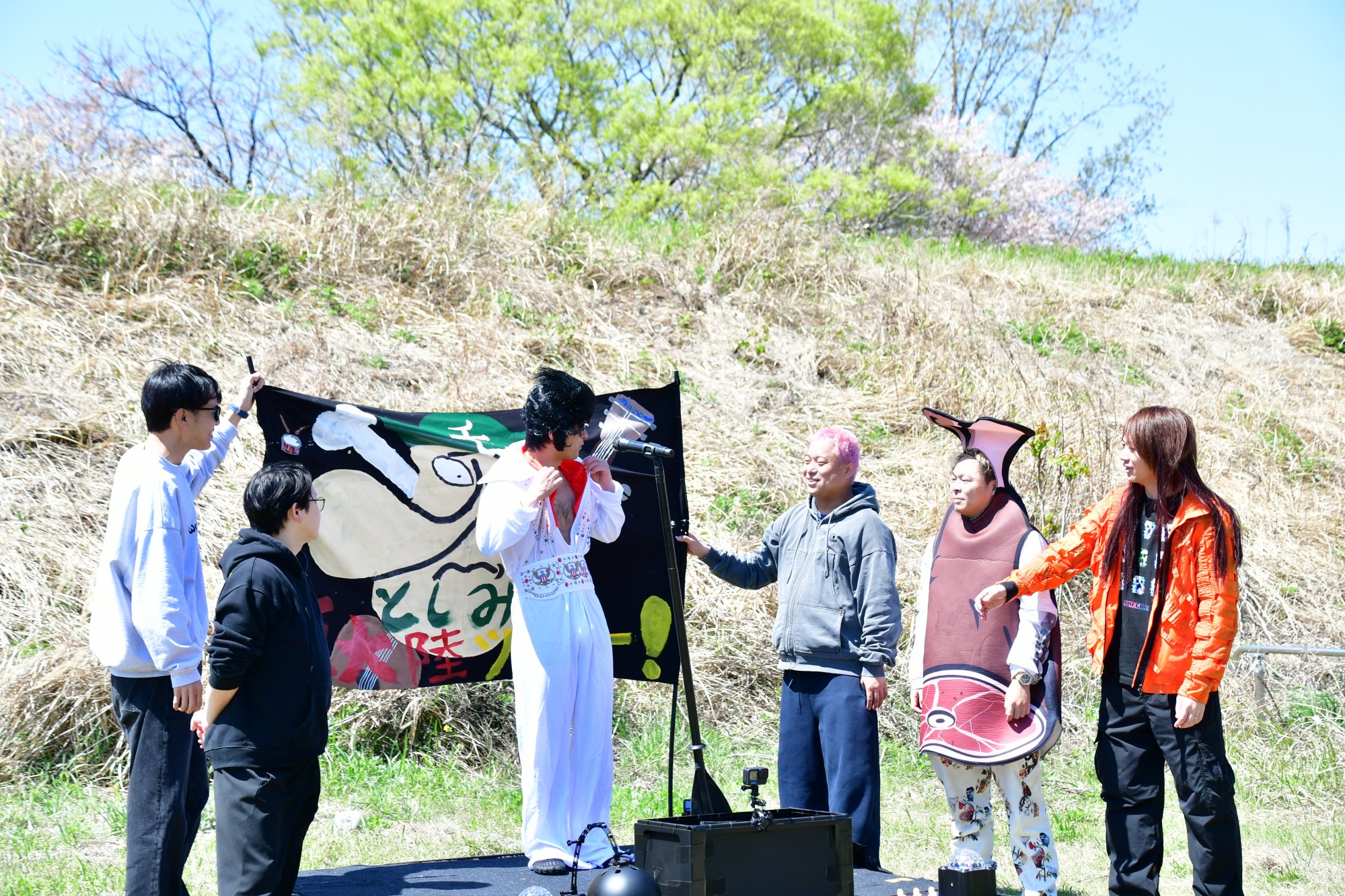 東海オンエア「手作りイカダで川下り！シーズン７！」を支援しました。