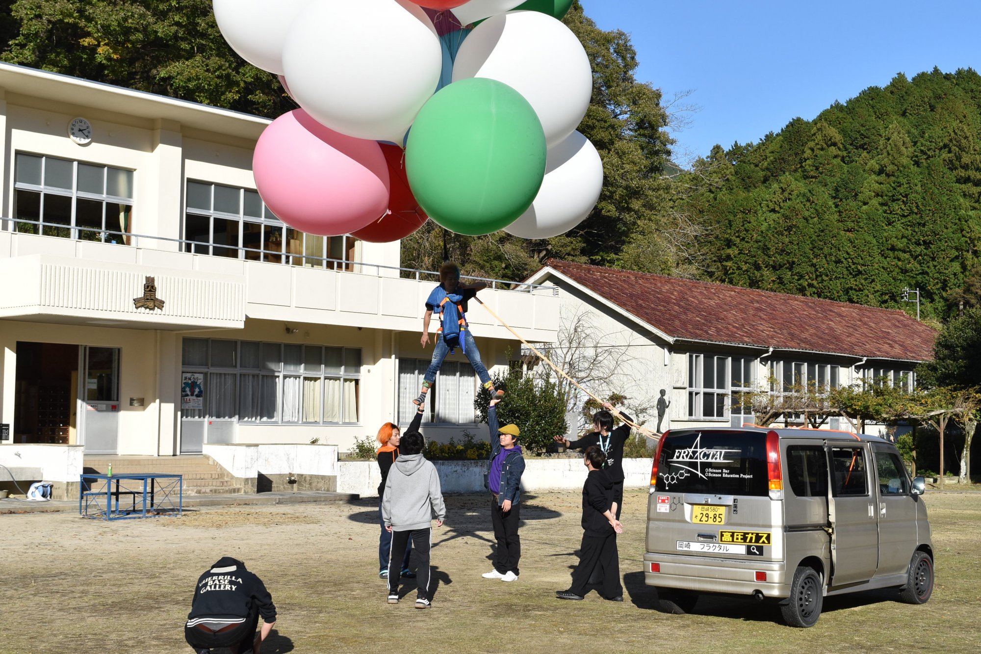 東海オンエアの風船飛行実験ロケを支援しました！