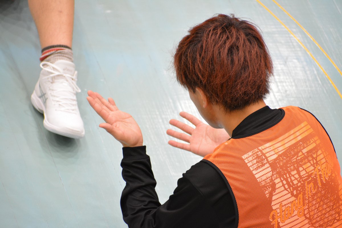 手相が気になる。