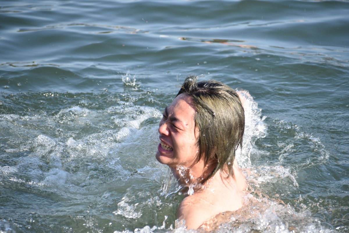 寒い。