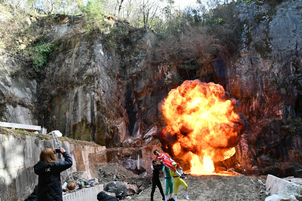 冬の爆風はあたたかい