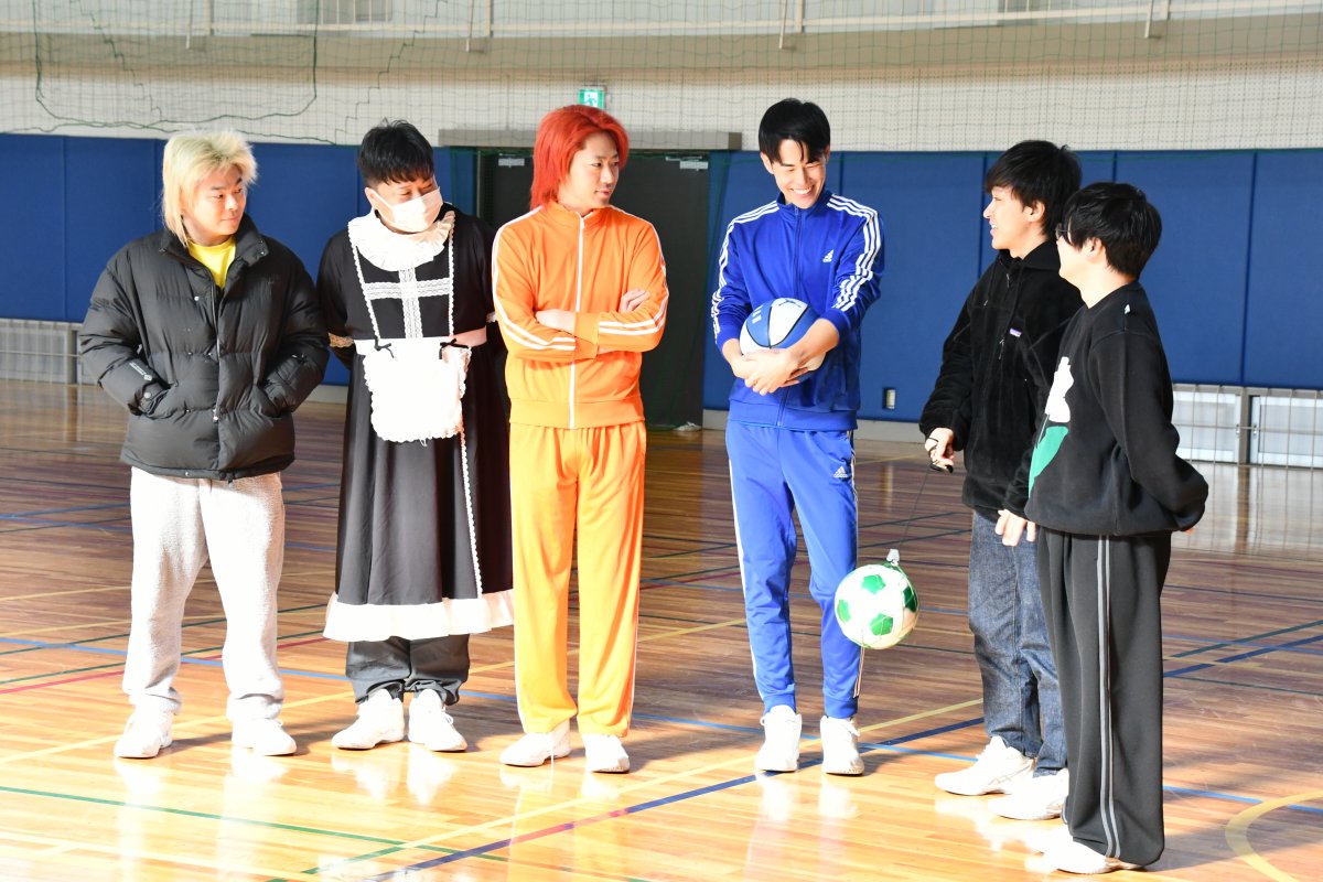 東海オンエア「【衝撃の結果】1ヶ月間ボールを常に持ち歩いてたら