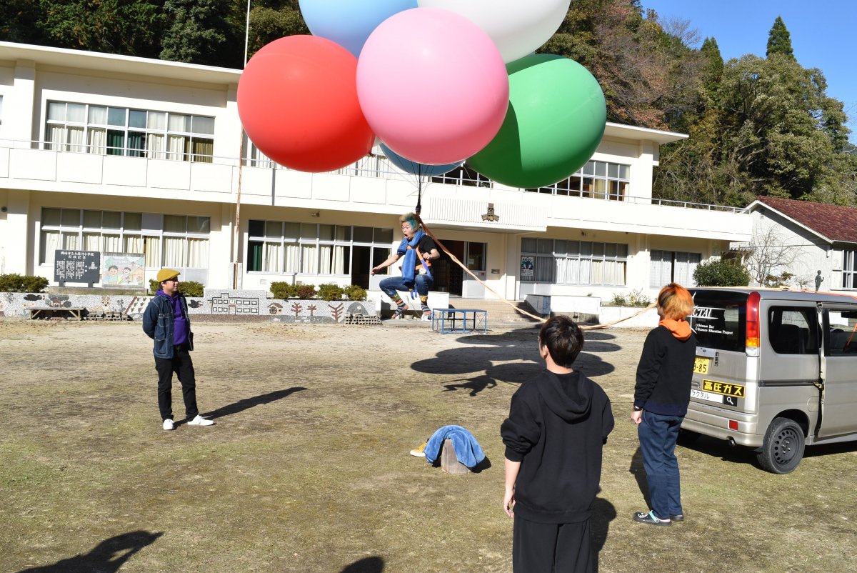 東海オンエアの風船飛行実験ロケを支援しました！｜新着情報｜岡崎