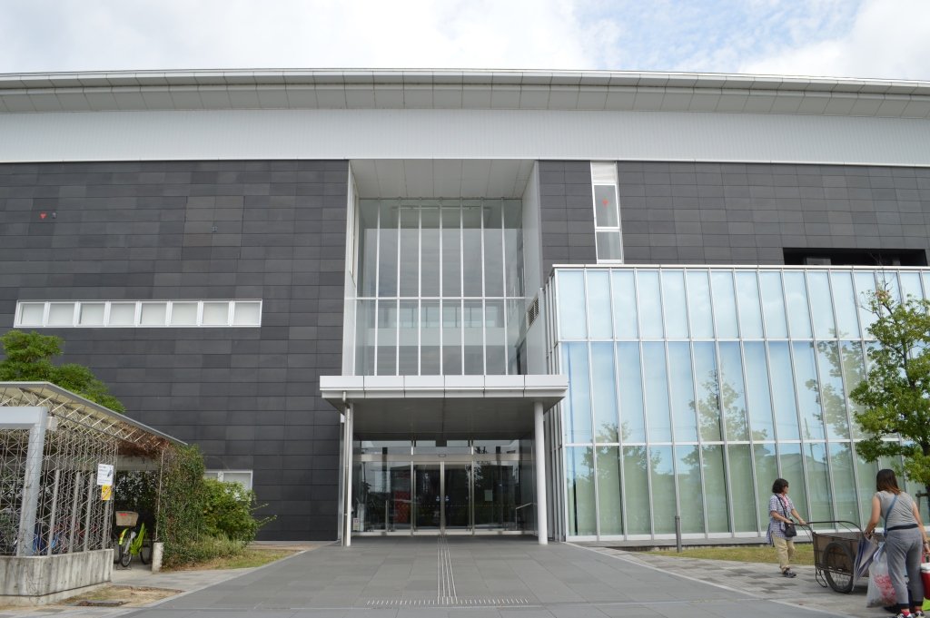 図書館交流プラザ　Libra