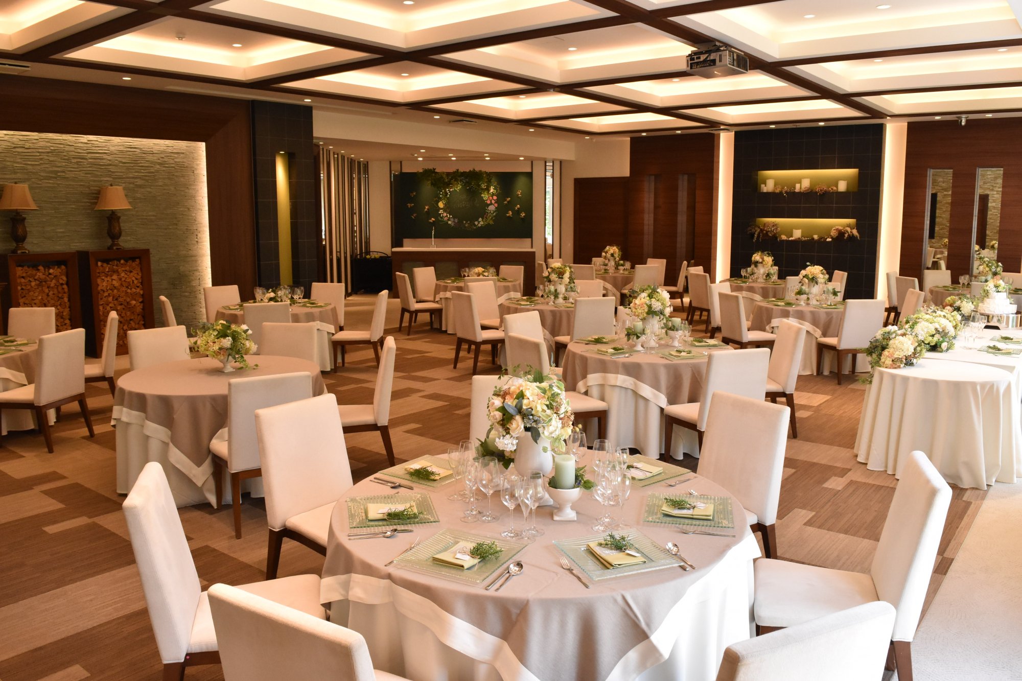 ethica（エシカ）　チャペル・披露宴会場